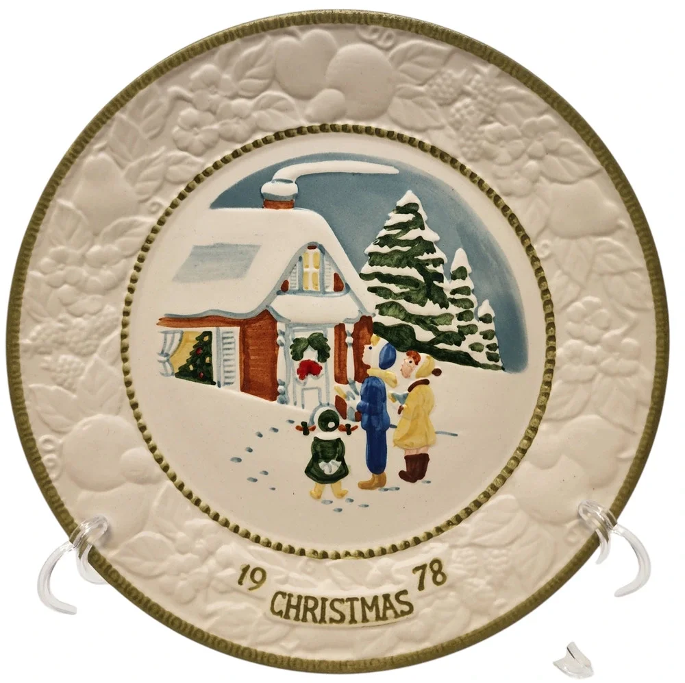 Vernon Ware Metlox 1978 Christmas Plate 